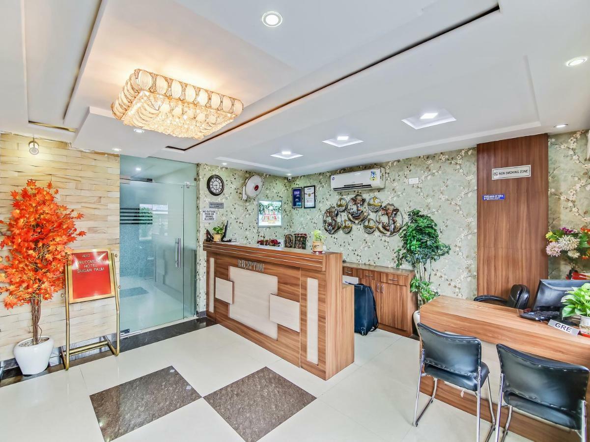 Capital O 32619 Hotel Sugar Palm Гвалиор Екстериор снимка